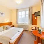 Hotel Snezka 4*