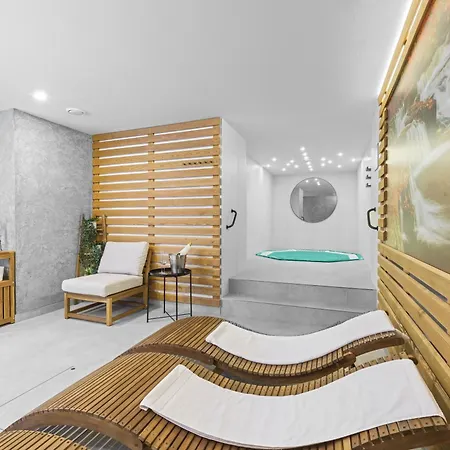 Hotel Snezka 4*