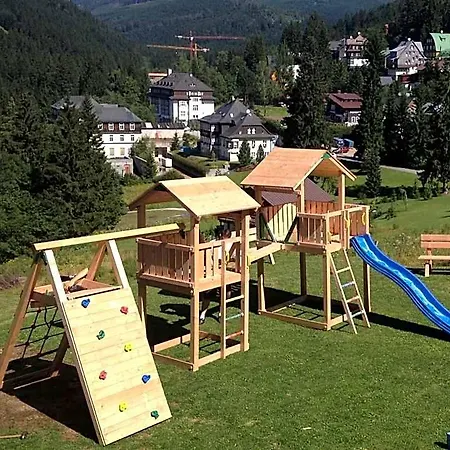 Snezka 4*